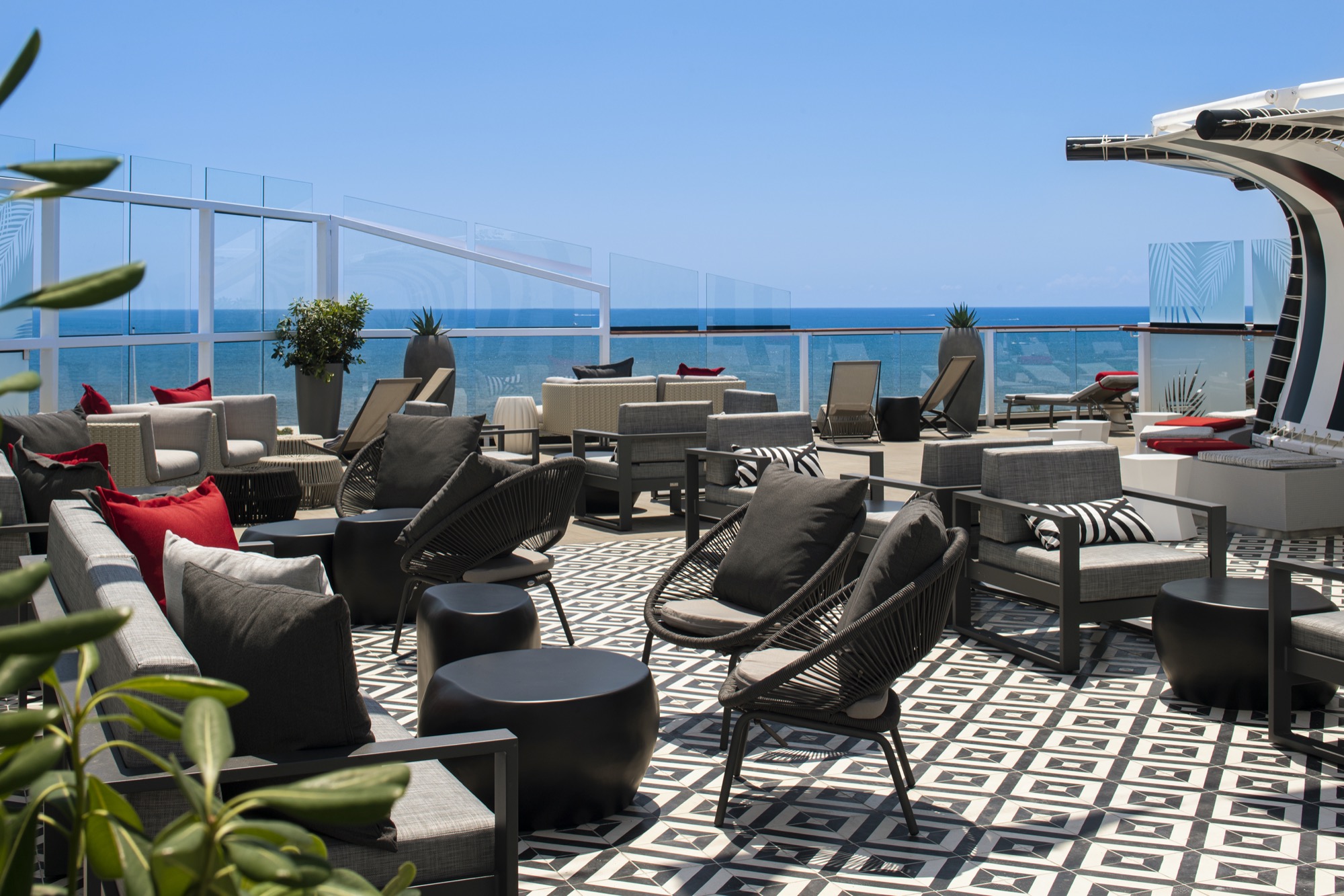 Celebrity Cruises Solstice Revolution Equinox Retreat Sundeck 2.jpg